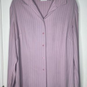 Long sleeve light purple blouse